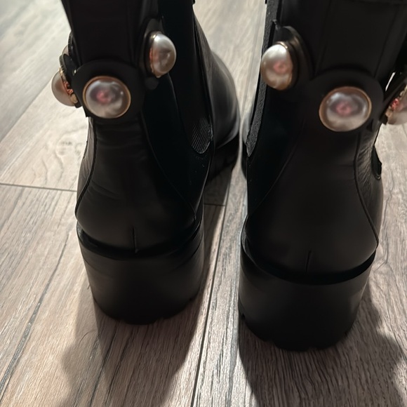 Karl Lagerfeld boots size 7 - Picture 4 of 9